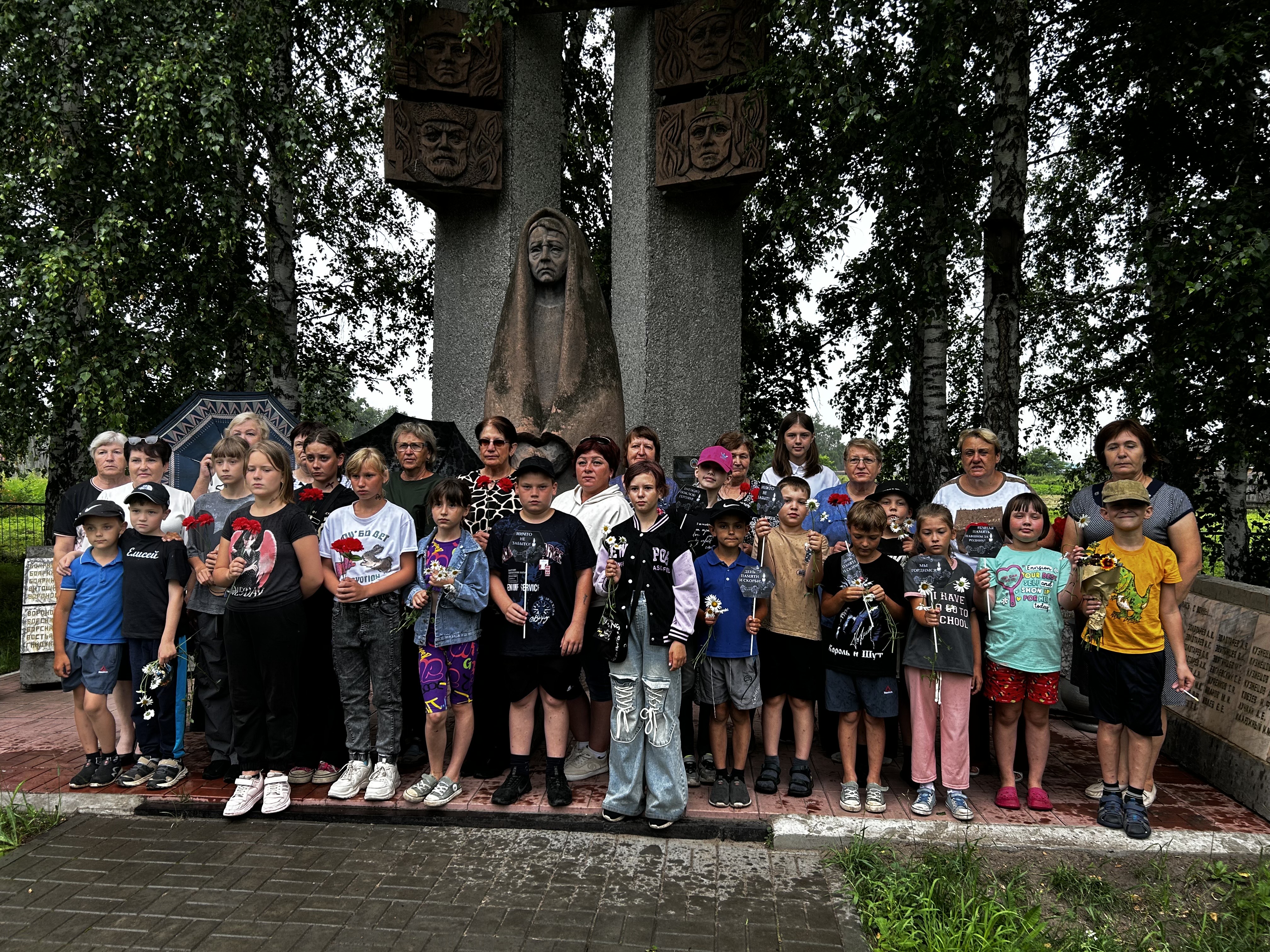 День 13. День памяти и скорби в пришкольном лагере «Солнышко».