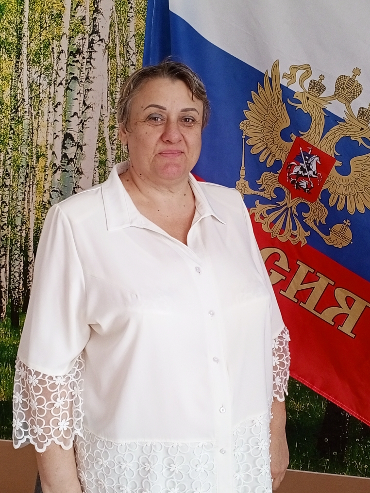 Суханова Валентина Вальдеровна.